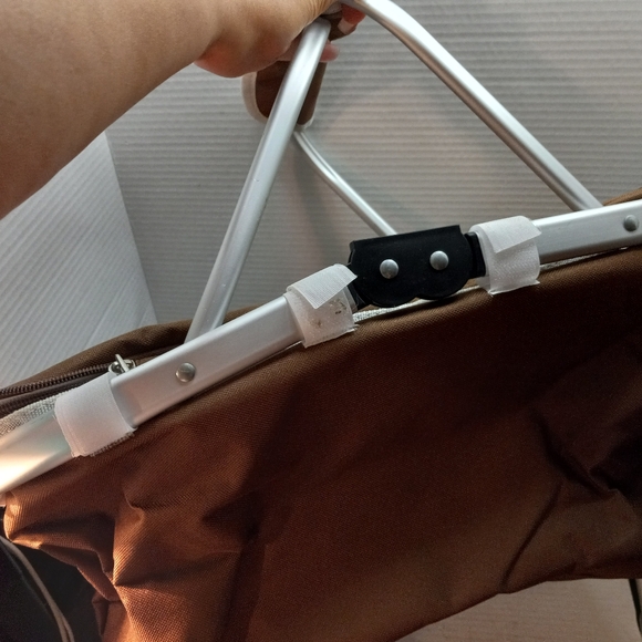 Travelwell Collapsible Basket Framed in Aluminum Soft Sided Cooler Picnic Outing - Picture 8 of 13